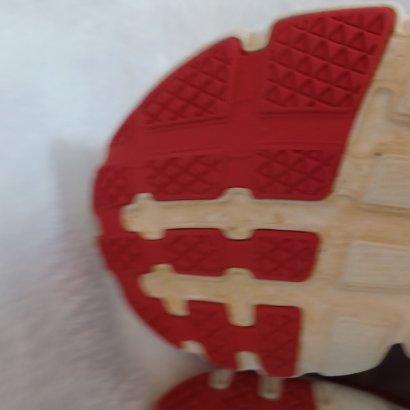 Under Armour Red Tennis Shoe Size 1Y Youth - Picture 7 of 7